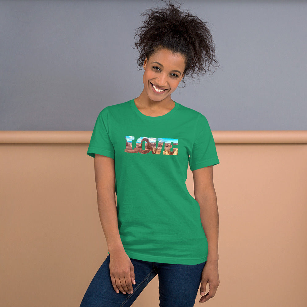 Delicate Arch LOVE Unisex t-shirt